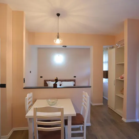 Apartment D1 Apartment's *